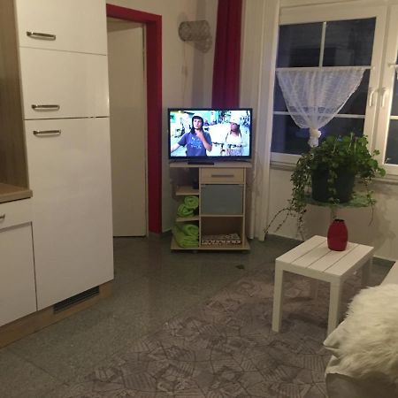 Ferienwohnung Rosi Stoppa Burg  Bagian luar foto
